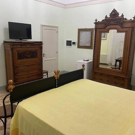 Bed and Breakfast Ozan Domus Ugento Esterno foto