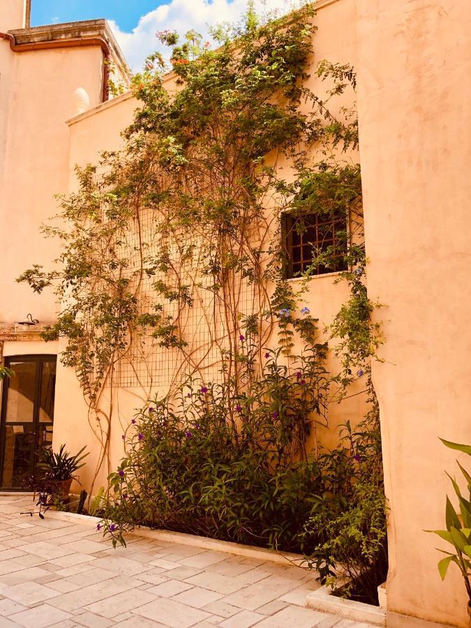 Bed and Breakfast Ozan Domus Ugento Esterno foto