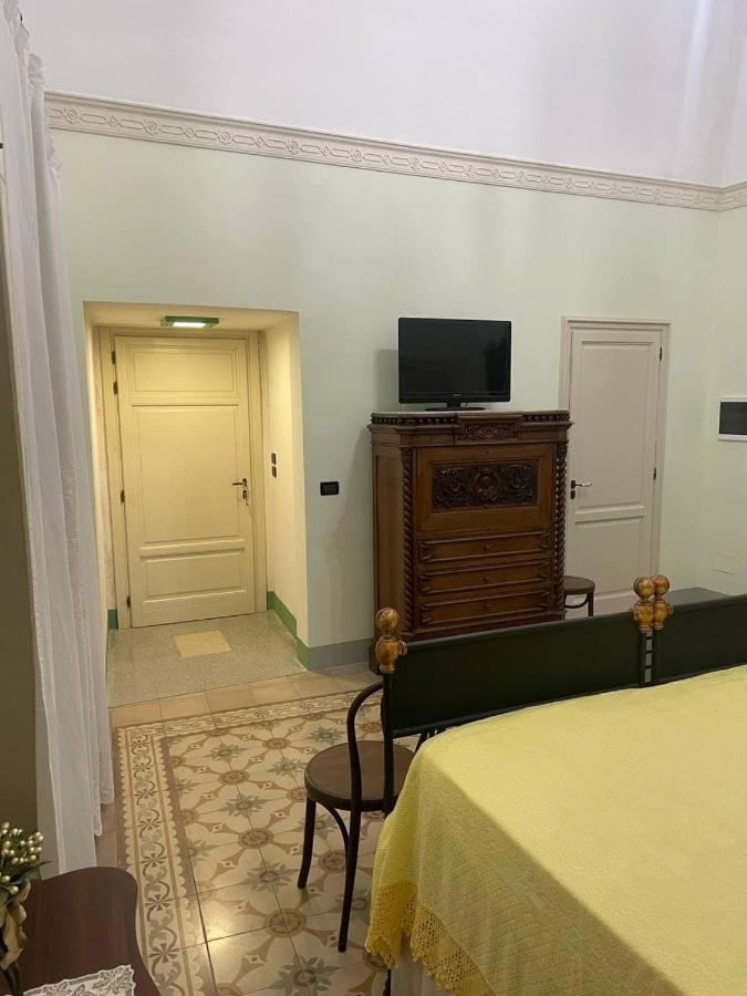 Bed and Breakfast Ozan Domus Ugento Esterno foto